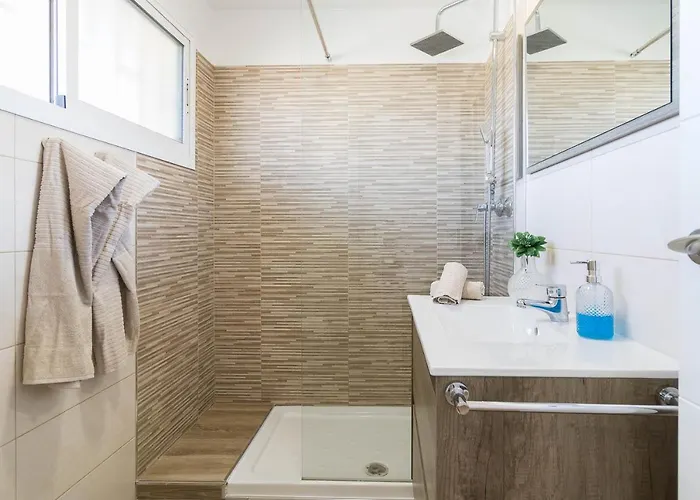 Sailor Studio, 5 Min To Jumbo アパート